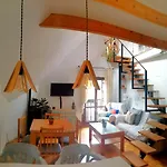 Atico Duplex Con Vistas *